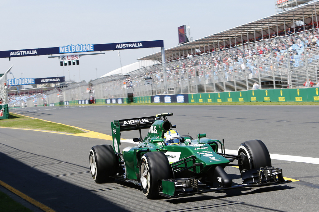 Marcus Ericsson ruller ud - for senere kun at rulle tilbage igen
(Foto: Caterham F1 Team)